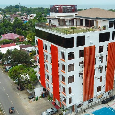 Aya Hotel & Residences Clarin  Екстериор снимка