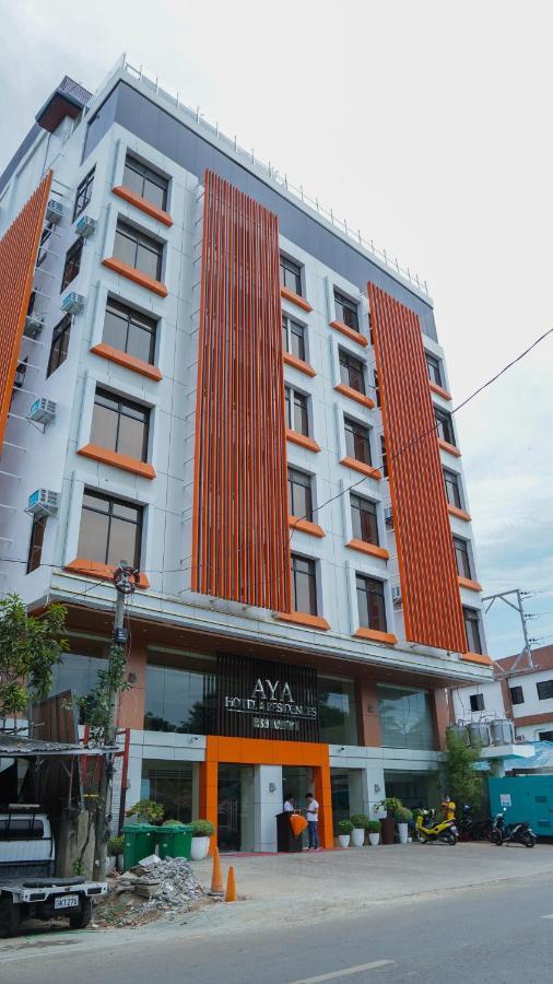 Aya Hotel & Residences Clarin  Екстериор снимка