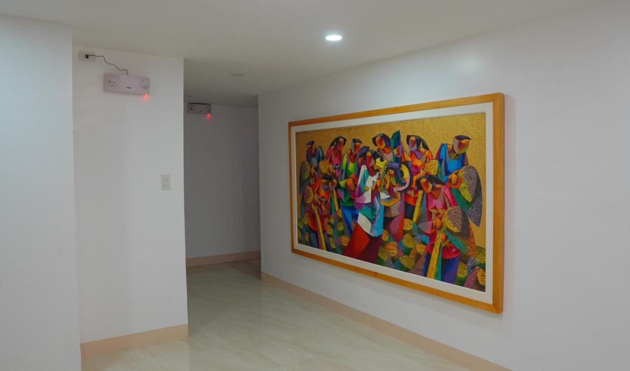 Aya Hotel & Residences Clarin  Екстериор снимка